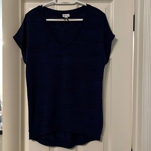 Dynamite Women’s Black Blue‎ Short Sleeve V-Neck Sweater Sz Medium